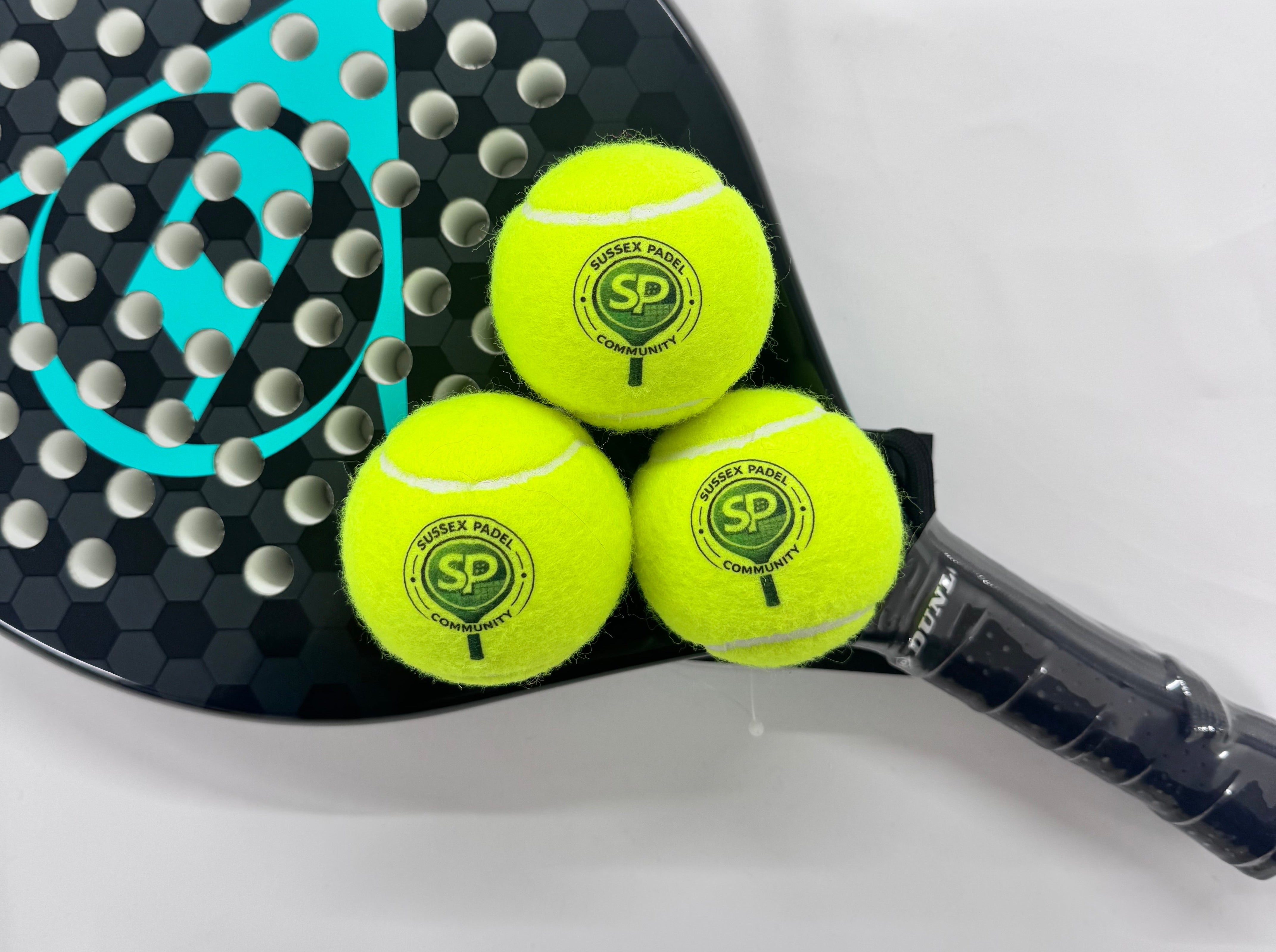 Add your own logo to padel balls