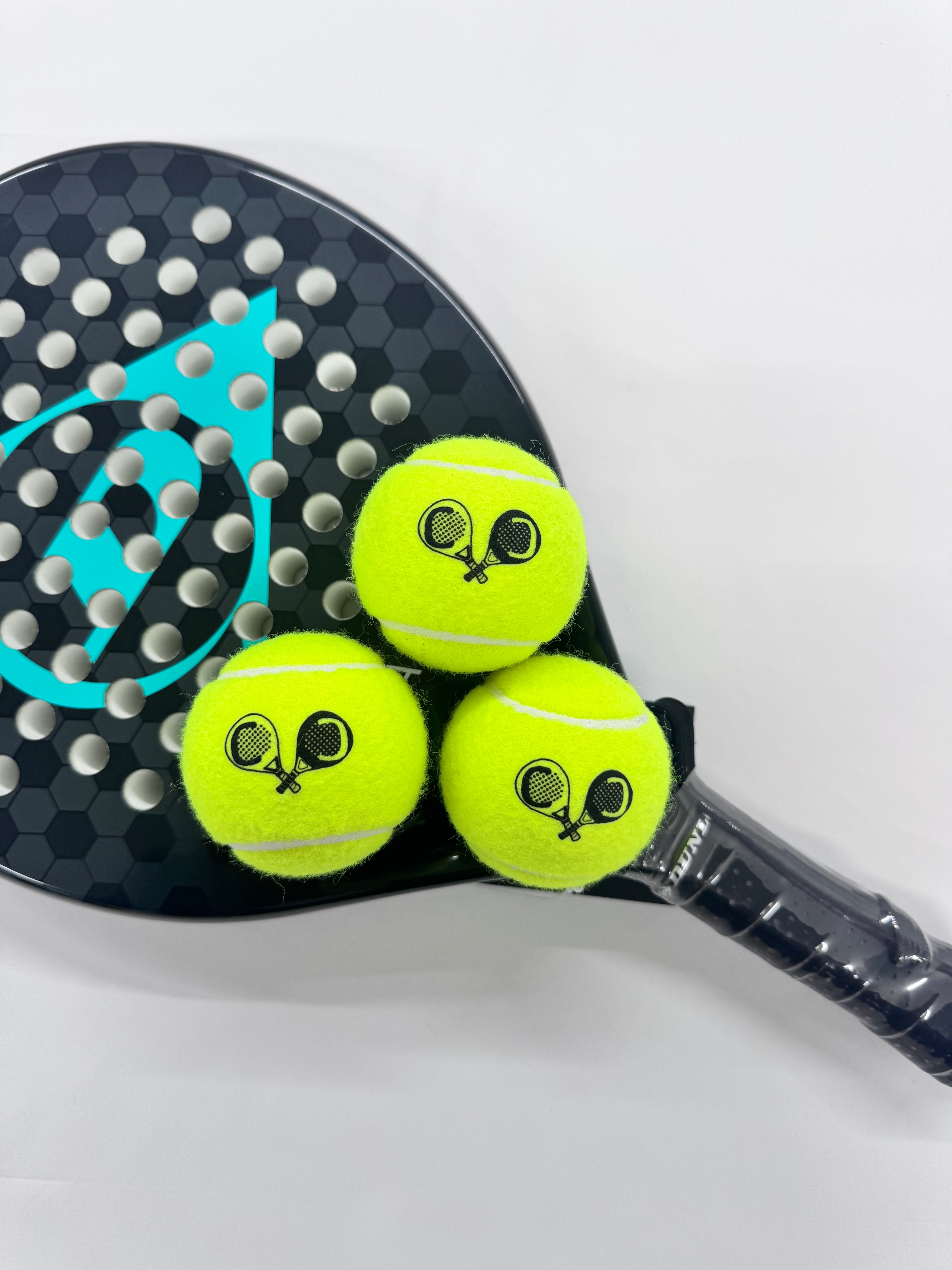 Add your own logo to padel balls