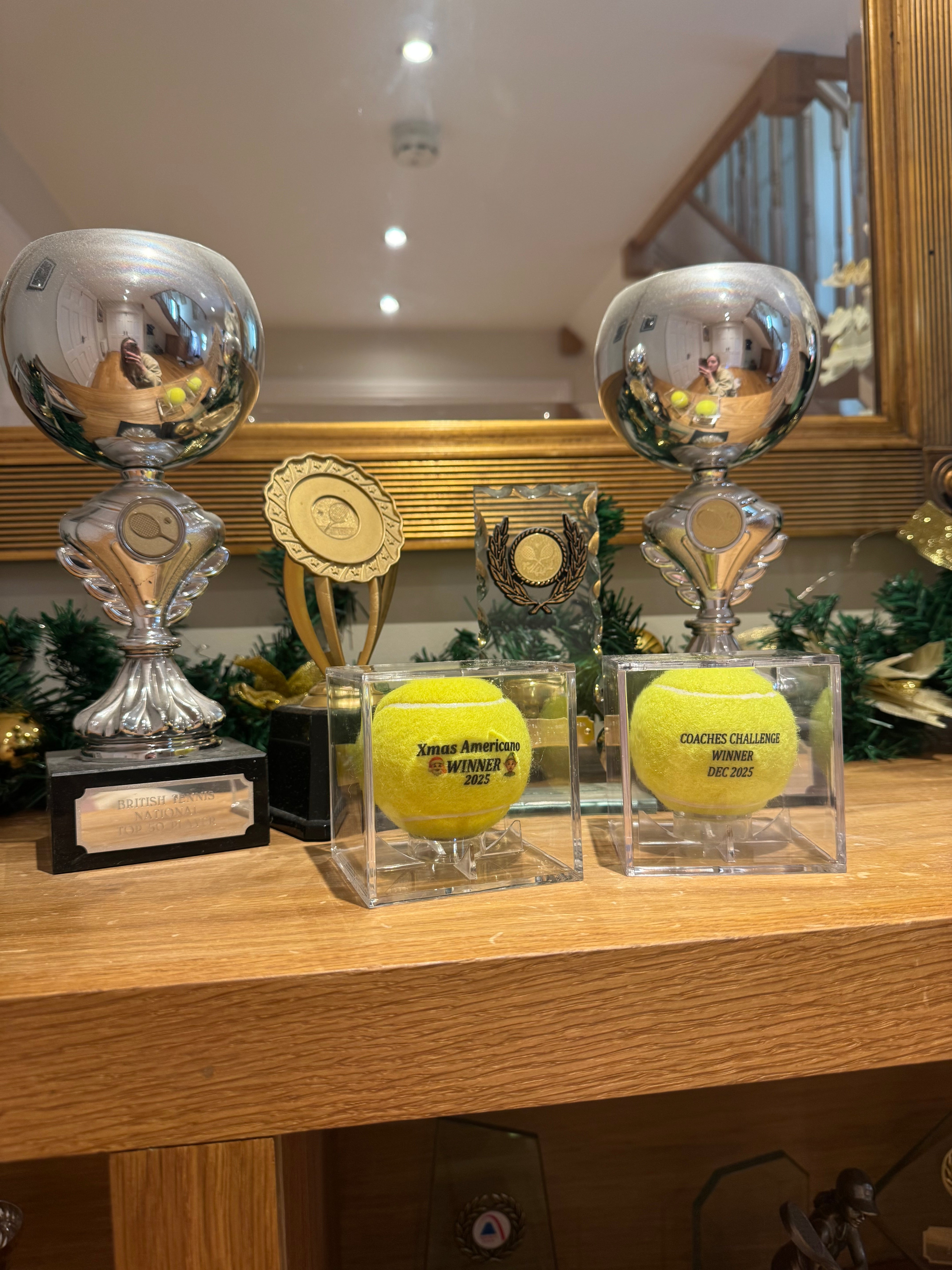 Custom padel balls trophy case